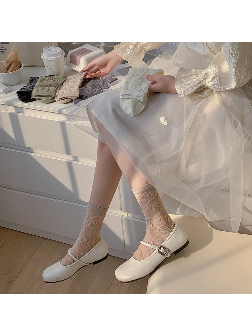 Rufia - Elegant Bloom Sheer Lace Socks