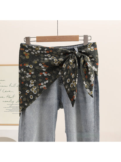 Scarvii - Retro Small Floral Print Triangle Scarf