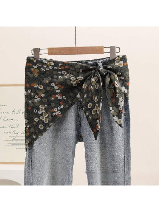 Scarvii - Retro Small Floral Print Triangle Scarf