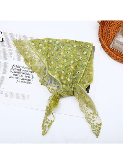 Scarvii - Pastoral Floral Print Triangle Bandana