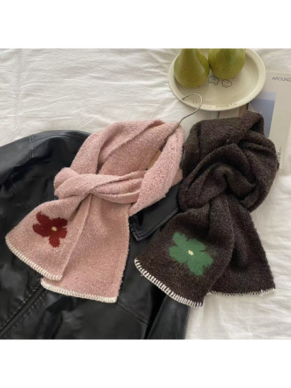 Scarvii - Flower Motif Blanket Stitch Knit Scarf
