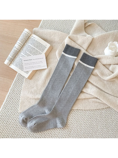 Rufia - Minimal Contrast Knee High Socks product image 7