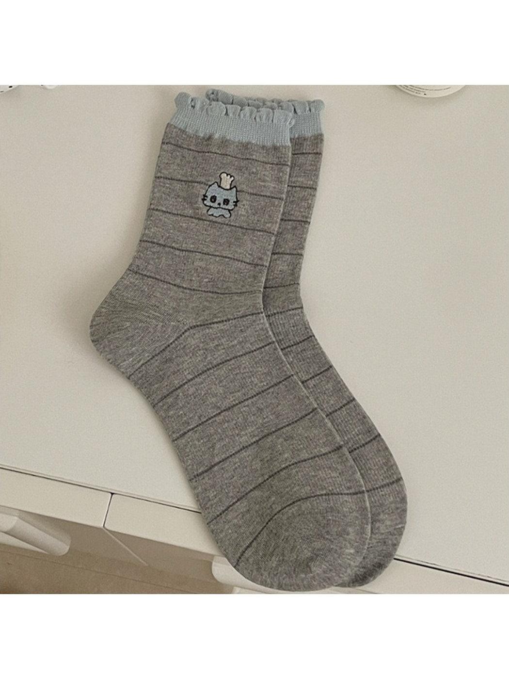 Rufia - Simple Bear Motif Crew Socks