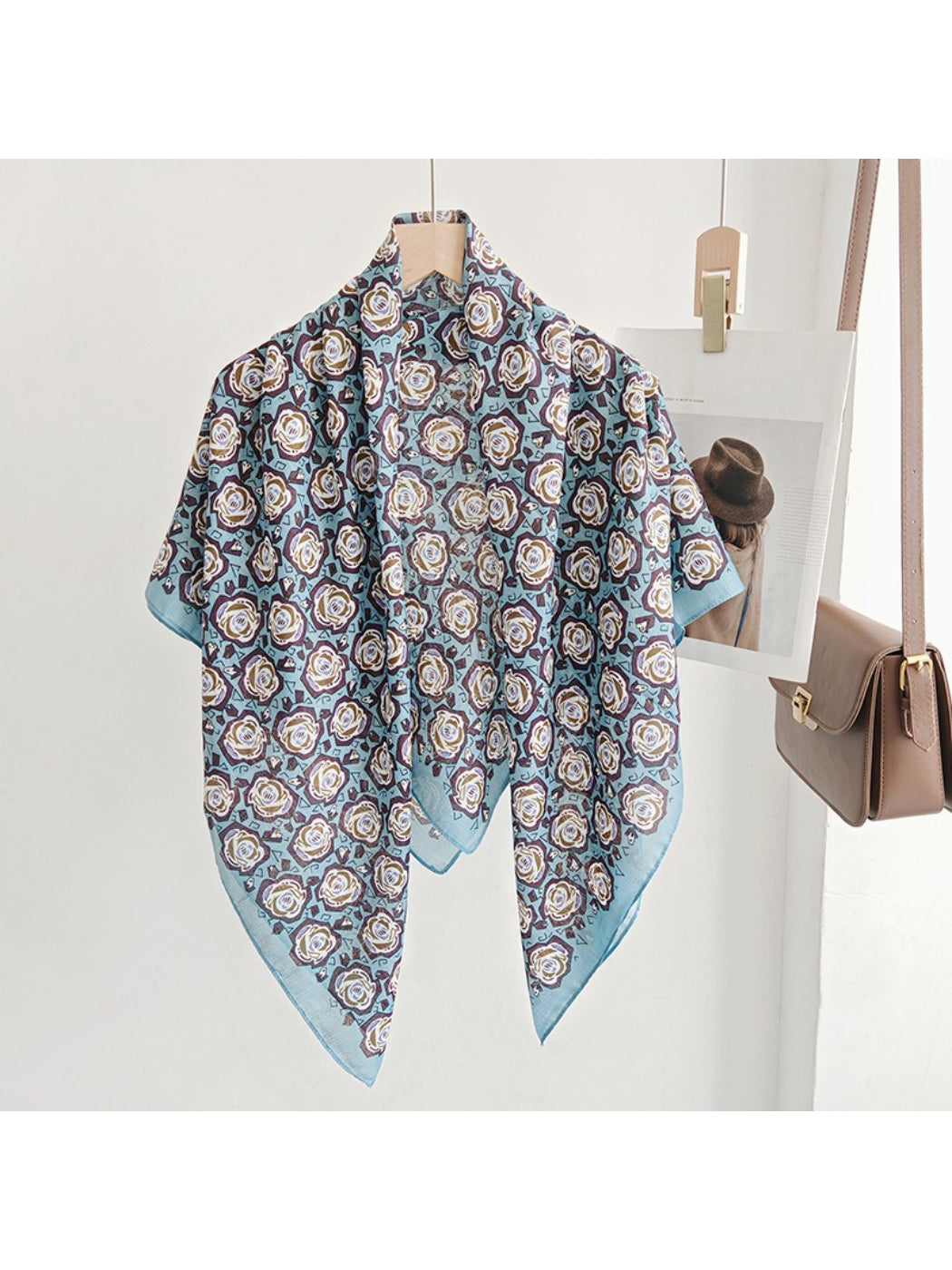 Scarvii Retro Rosette Print Scarf