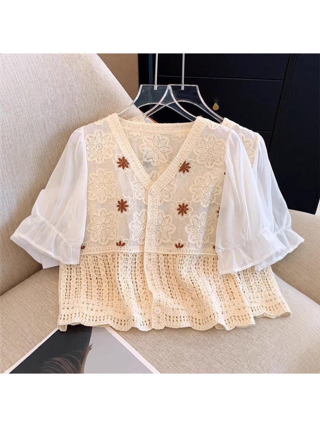 Crosa - V-Neck Hollow Out Floral Knit Cardigan