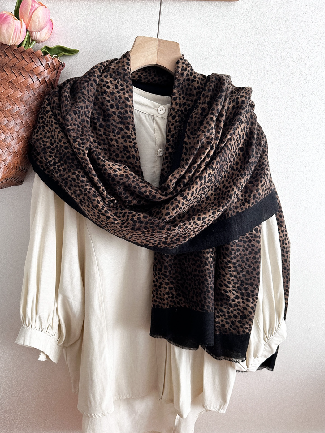 Scarvii - Cheetah Print Contrast Border Scarf