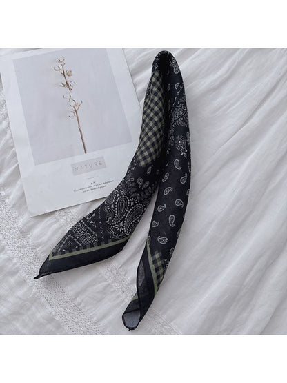 Scarvii - Vintage Paisley Square Neck Scarf