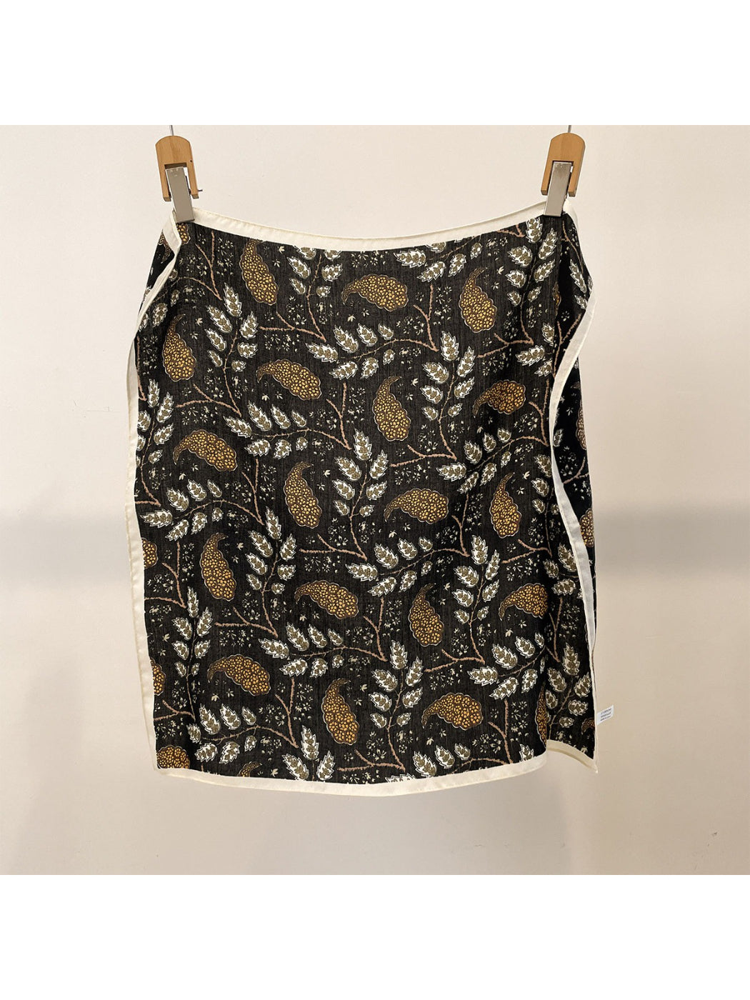 Scarvii - Printed Floral Paisley Pattern Square Scarf