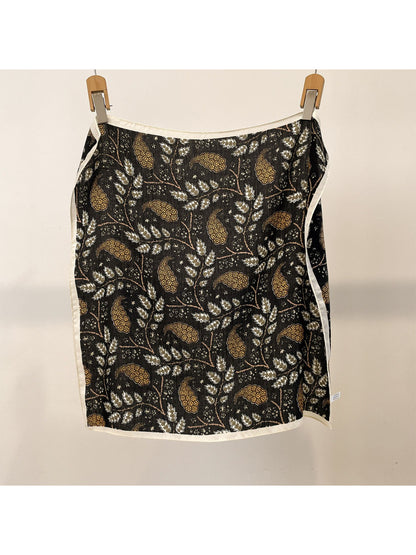 Scarvii Printed Floral Paisley Pattern Square Scarf product photo 7