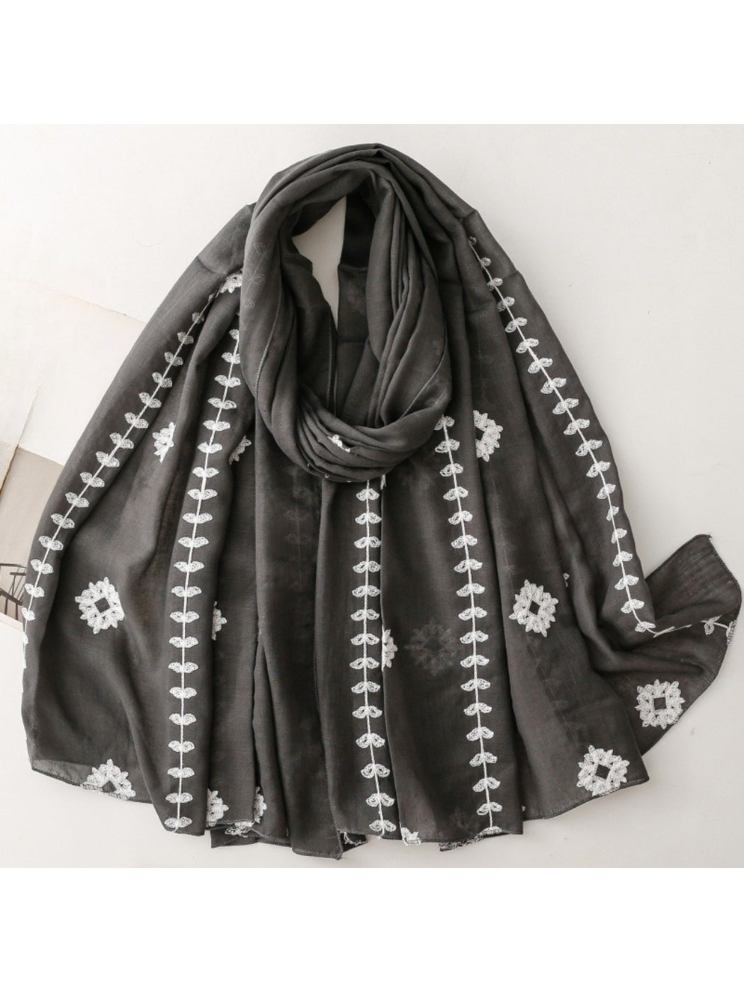 Scarvii - Modern Motif Trim Soft Scarf