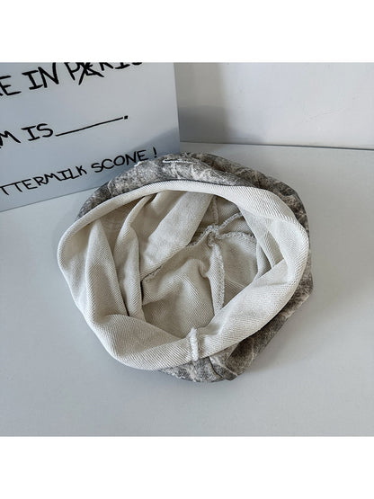 Haila - Rolled Edge Letter Detail Women's Slouchy Cap