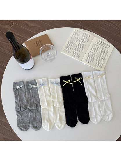 Rufia - Sweet Style Bow Accent Ribbed Crew Socks