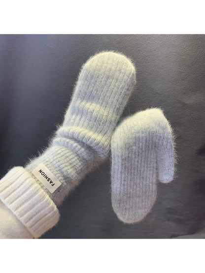 Gloving - Fuzzy Rib-Knit Cuff Mittens