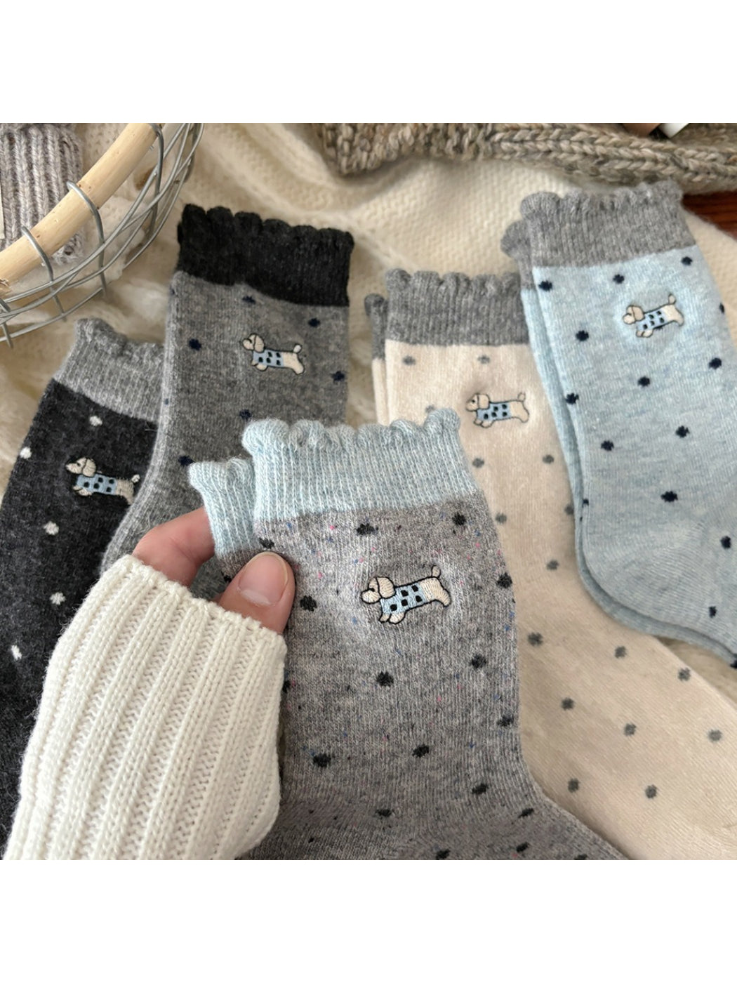 Rufia - Cute Puppy Embroidered Dot Crew Socks