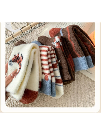 Rufia - Cozy Animal Pattern Crew Socks