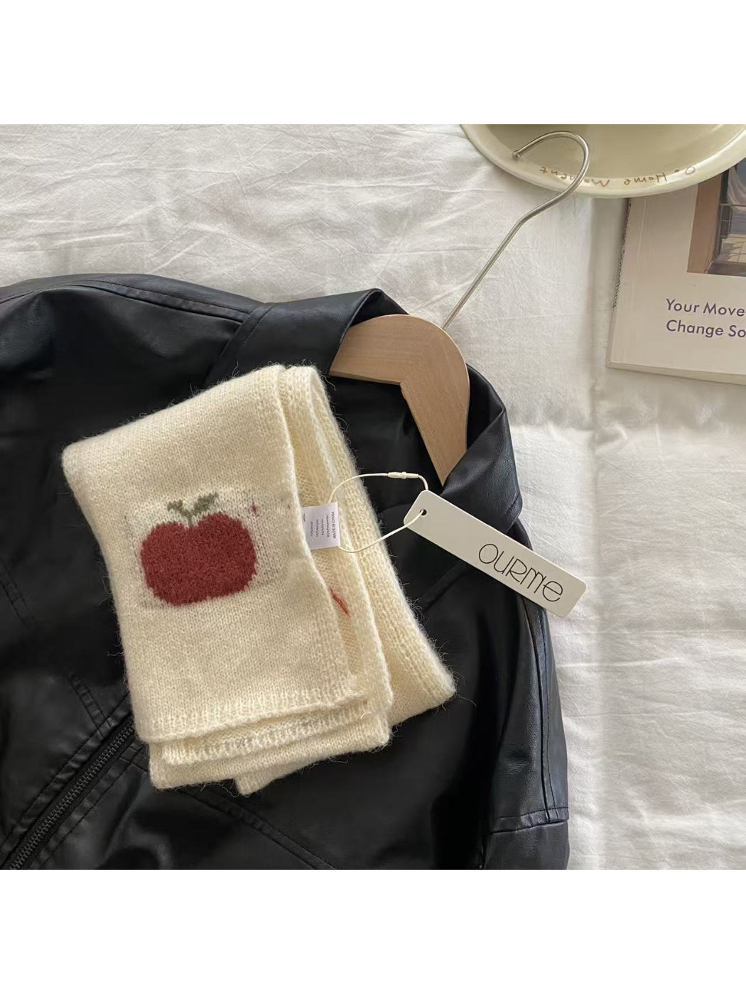 Scarvii - Apple Pattern Skinny Scarf