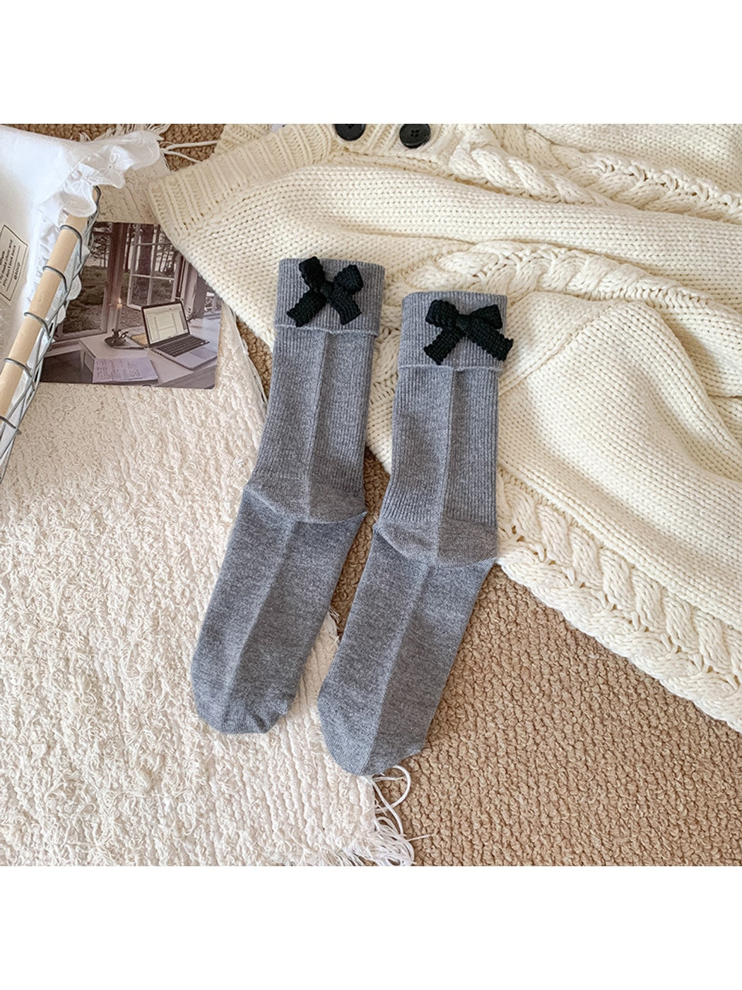 Rufia - Colorblock Bow Accent Ribbed Solid Color Crew Socks