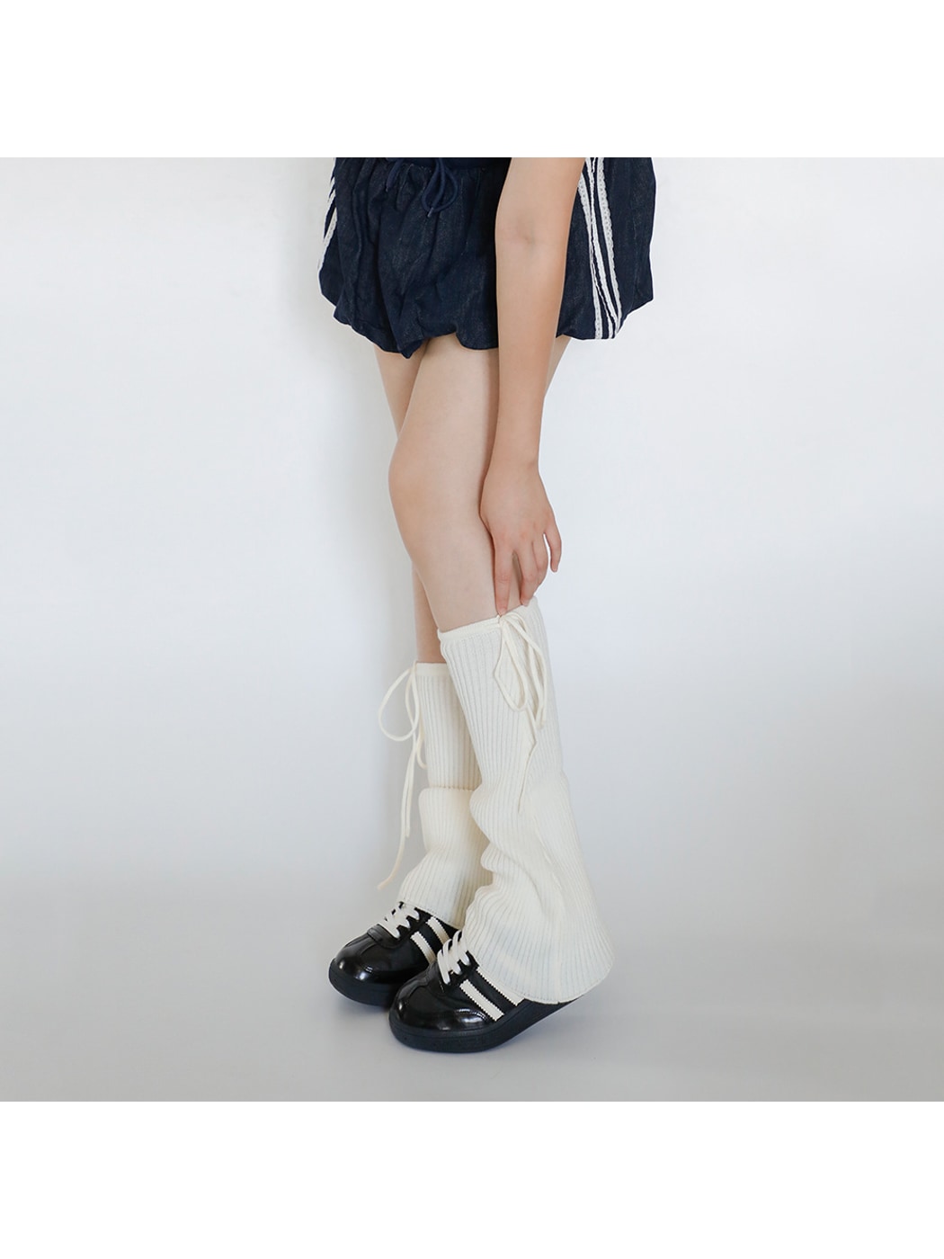 Cozyra - Bow-Tie Ribbed Flared Leg Warmers