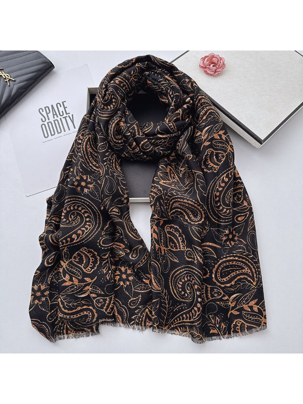 Scarvii - Vintage Paisley Soft Scarf