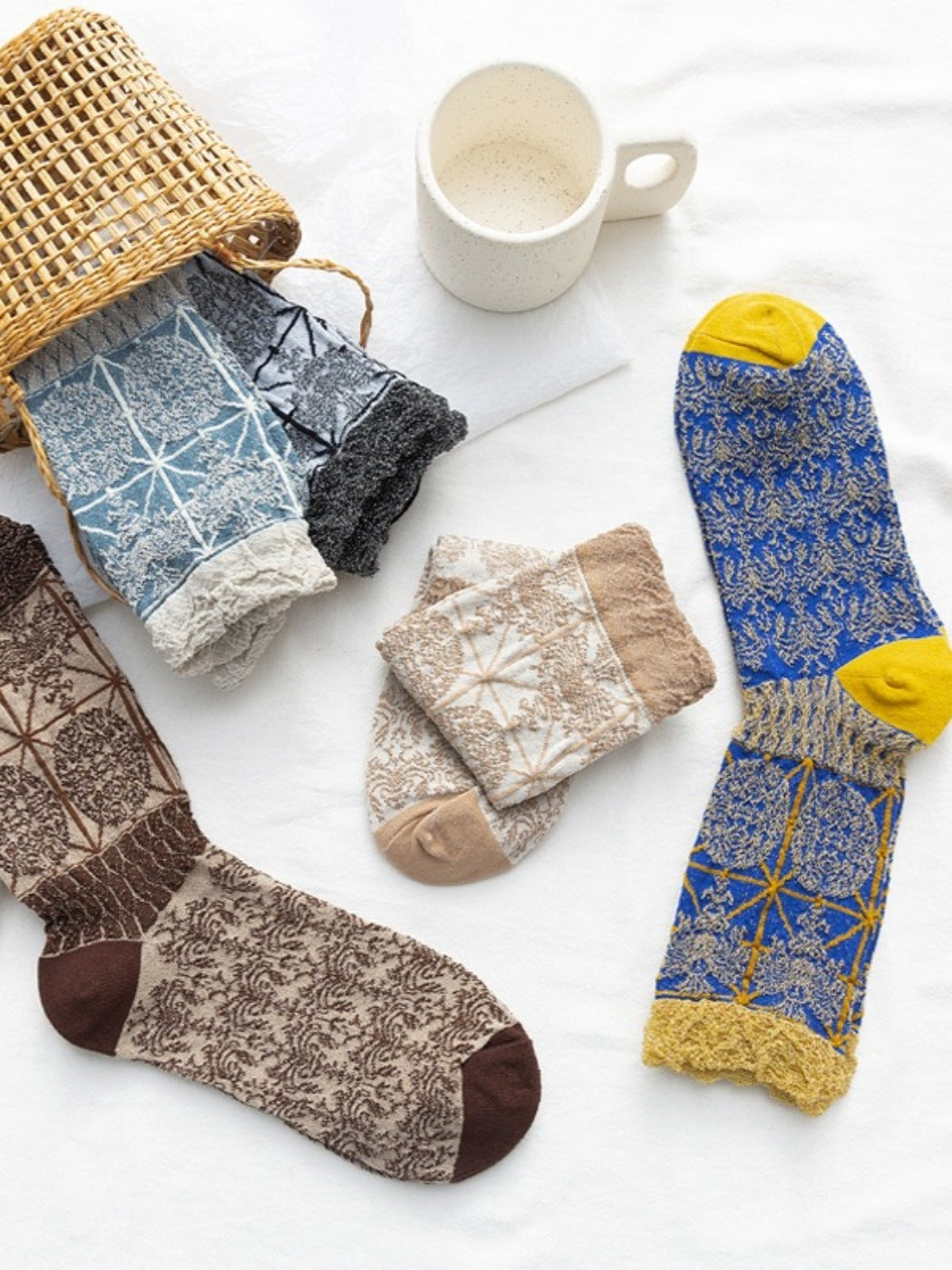 Rufia - Royal Style Crochet Mid-Calf Socks – Retro & Elegant