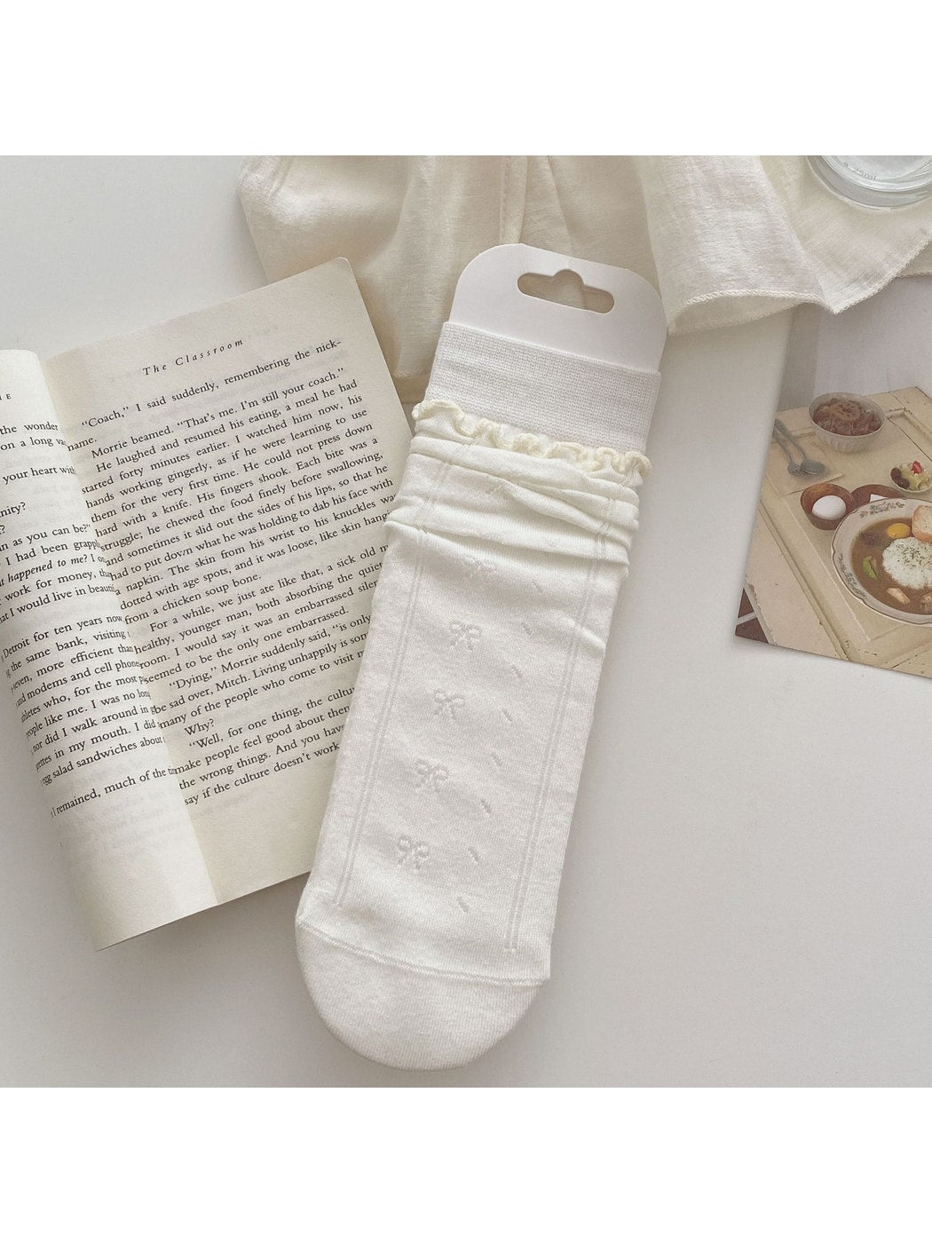 Rufia - Women's Geometric Patterns White Crew Socks