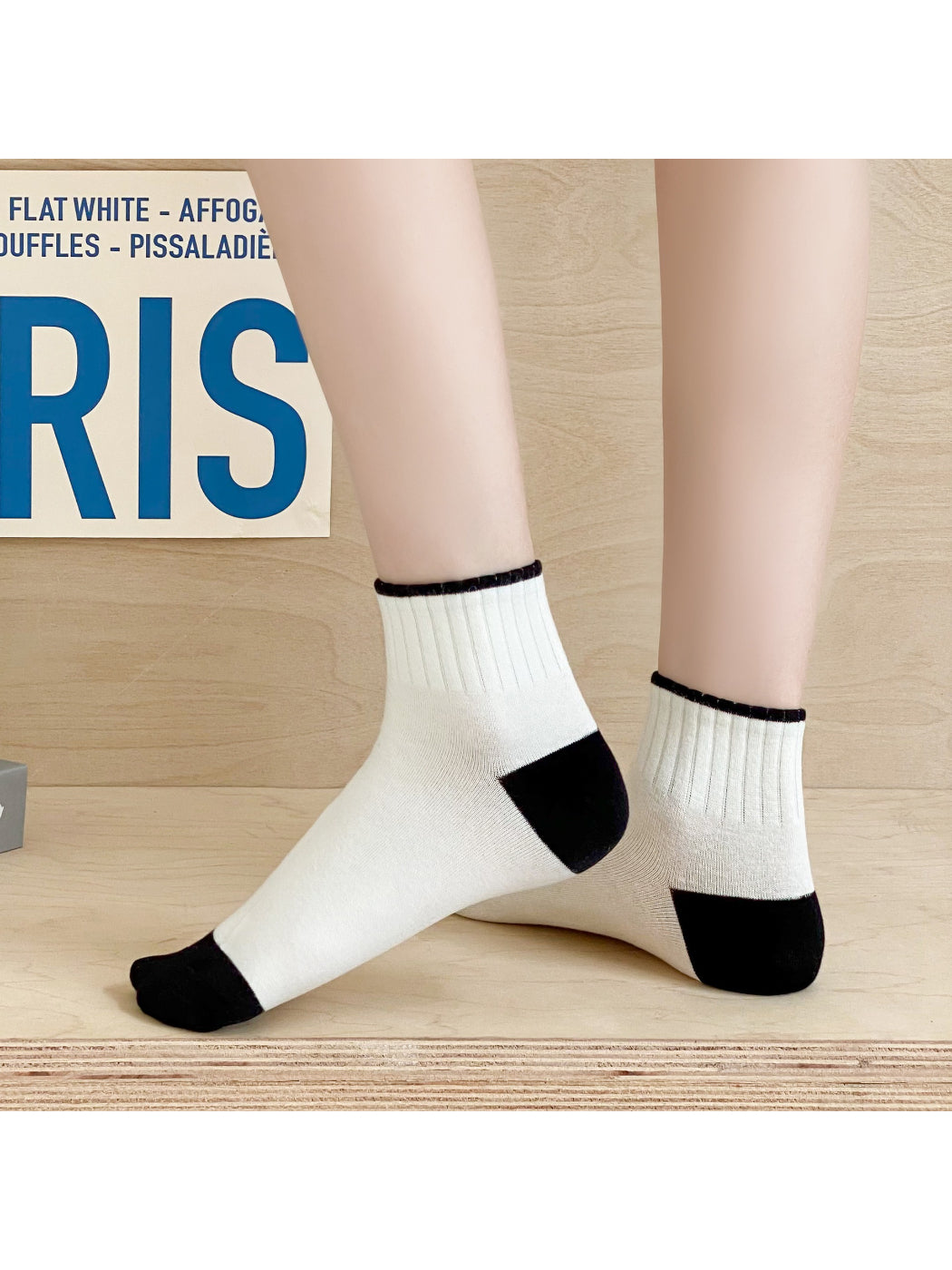 Rufia - Contrast Tip Ribbed Crew Socks product image 2
