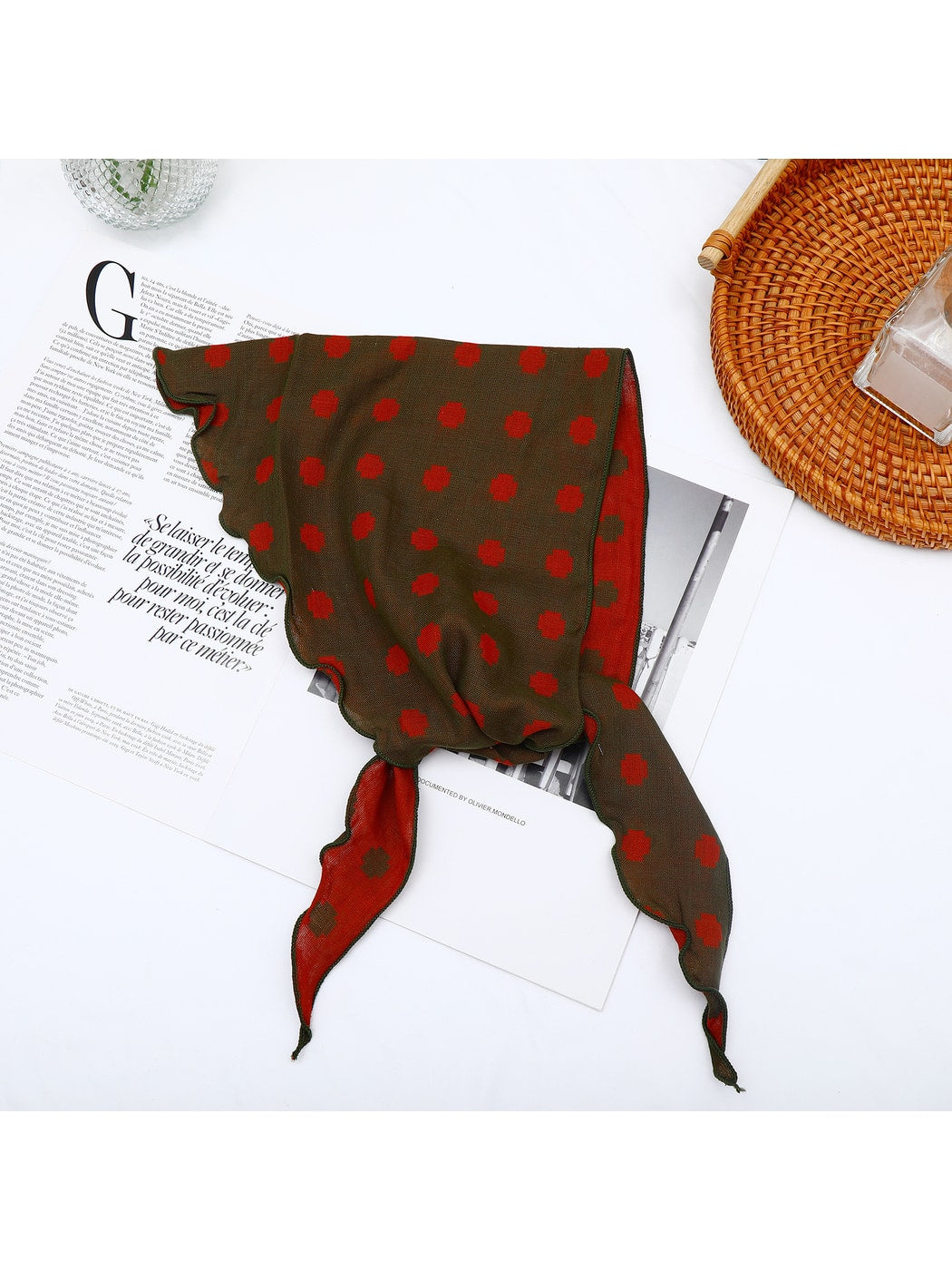 Scarvii - Geometric Print Two Tone Triangle Bandana