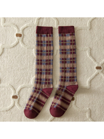 Rufia - Retro Plaid Knee High Socks