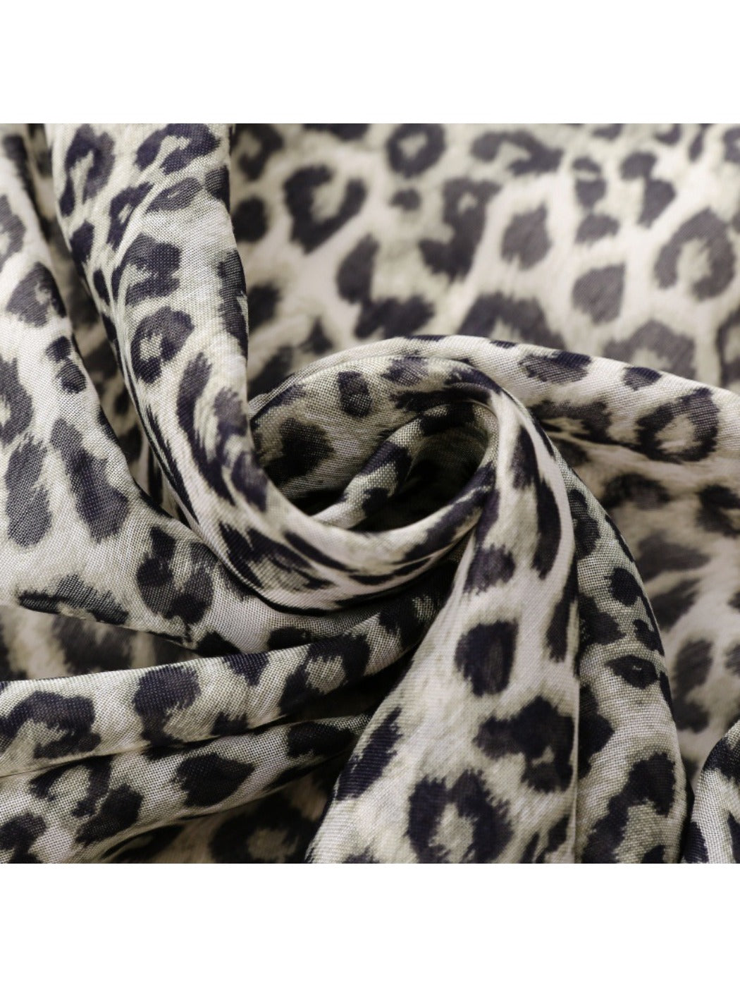 Scarvii - Autumn Leopard Print Travel Scarf for Women