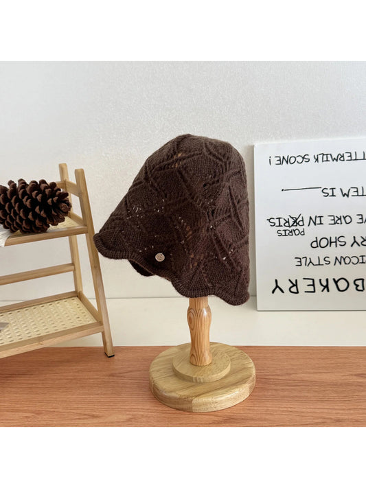 Haila - Knit Diamond Pattern Scalloped Beanie