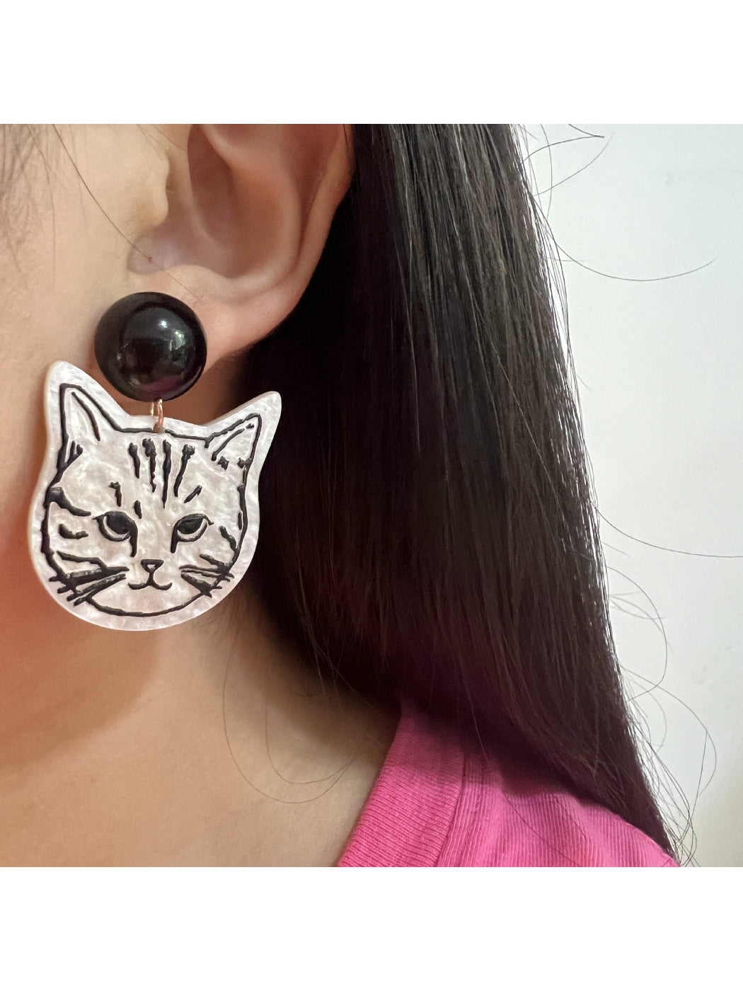 Earwish - Sketch Cat Face Drop Earrings