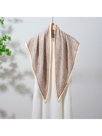 Scarvii - Edgy Leopard Print Triangle Bandana