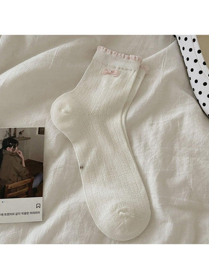 Rufia Ribbon Mesh Floral Mid Calf Socks product image