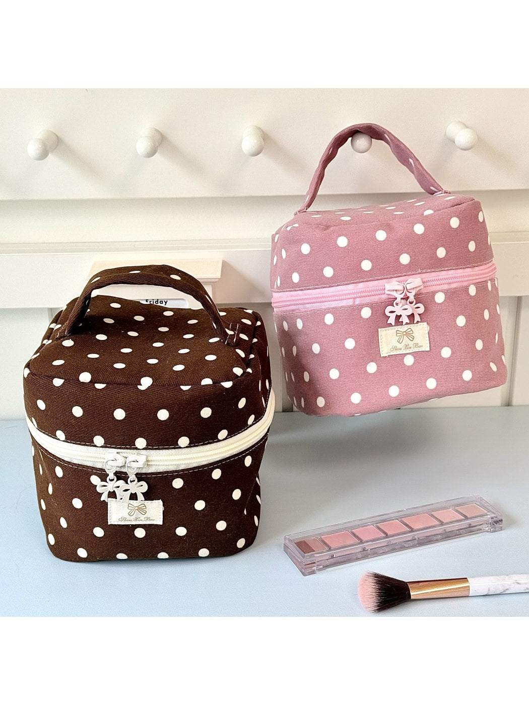 Cosbai - Cute Polka Dot Zipper Cosmetic Organizer Bag