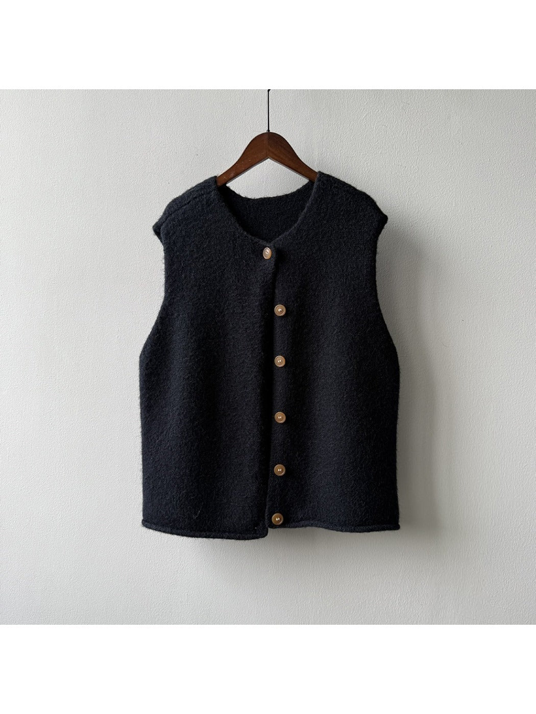 Crosa - Loose and Simple Classic Knit Vest for Women