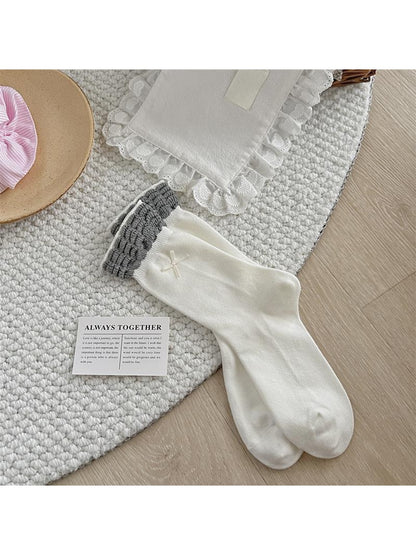 Rufia - Retro Bow Ruffle Cuff Crew Socks