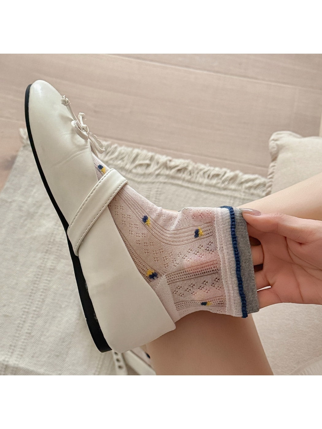Rufia - Floral Pattern Ankle Socks with Trim