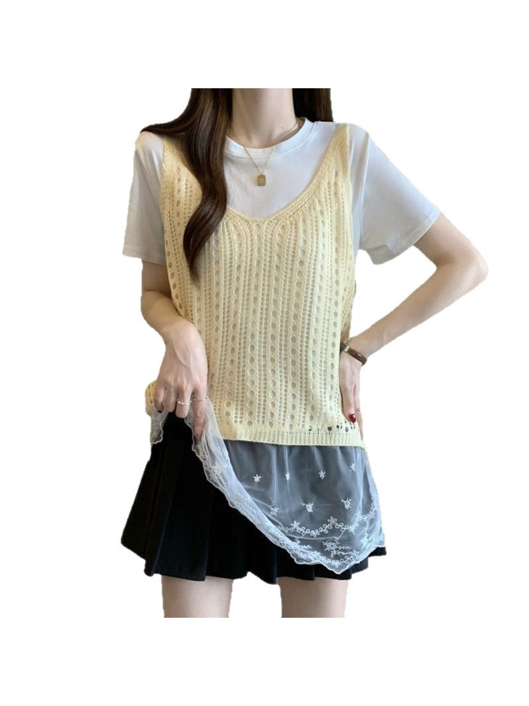 Crosa - Cute Loose Fit Solid Color Knit Vest