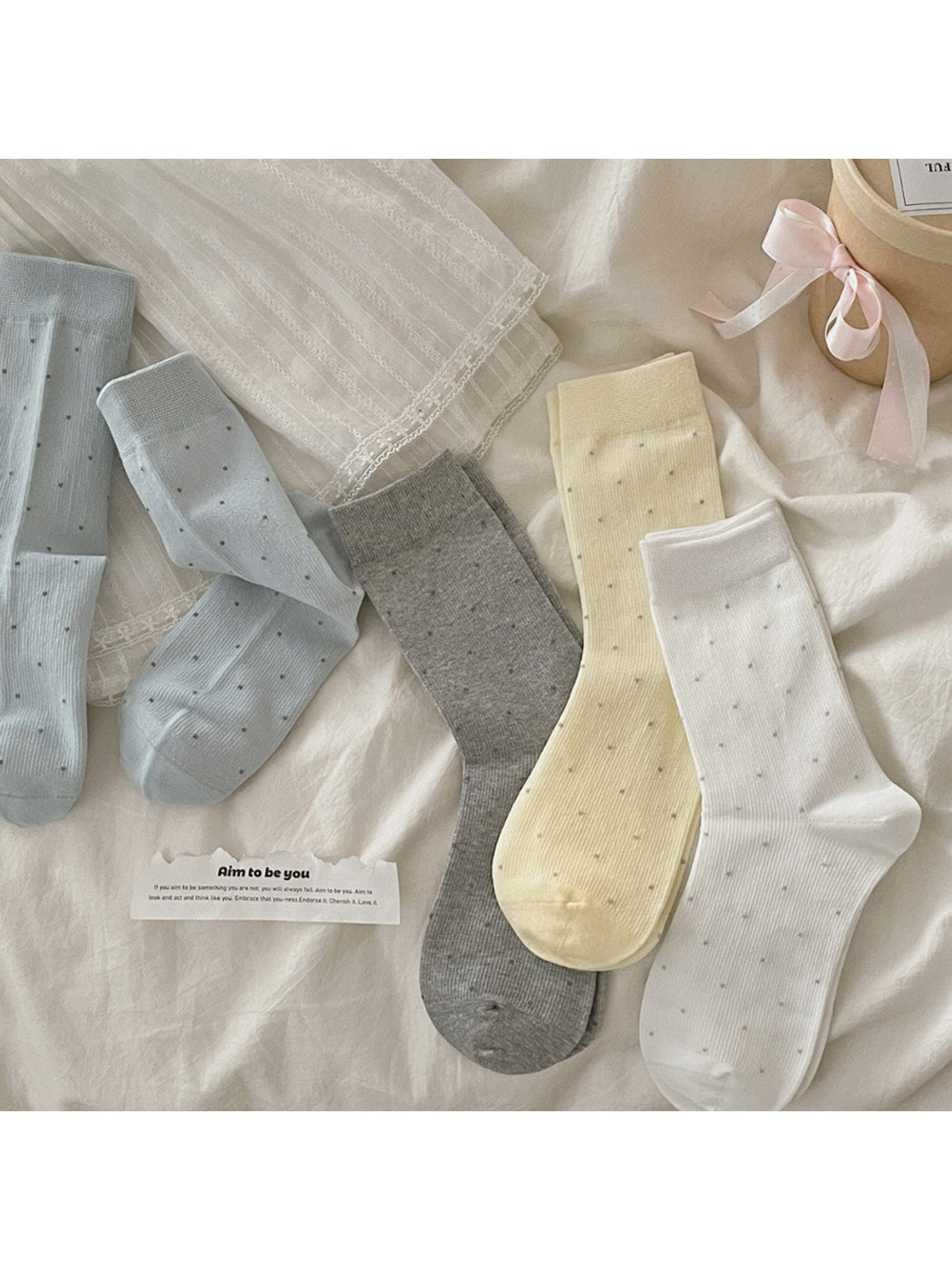 Rufia - Classic Dot Pattern Casual Crew Socks