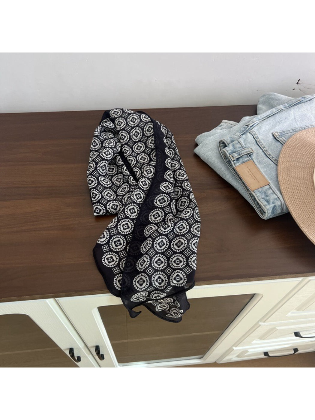Scarvii Bohemian Medallion Pattern Scarf