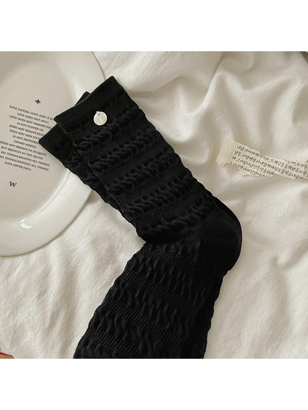 Rufia - Solid Button Decor Crew Socks