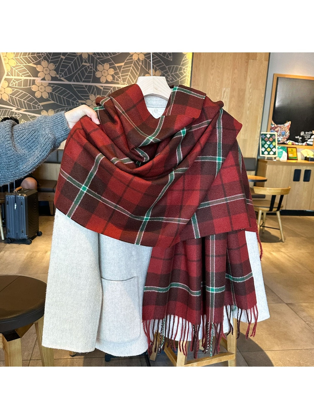 Scarvii - Classic Large-Check Fringed Winter Scarf
