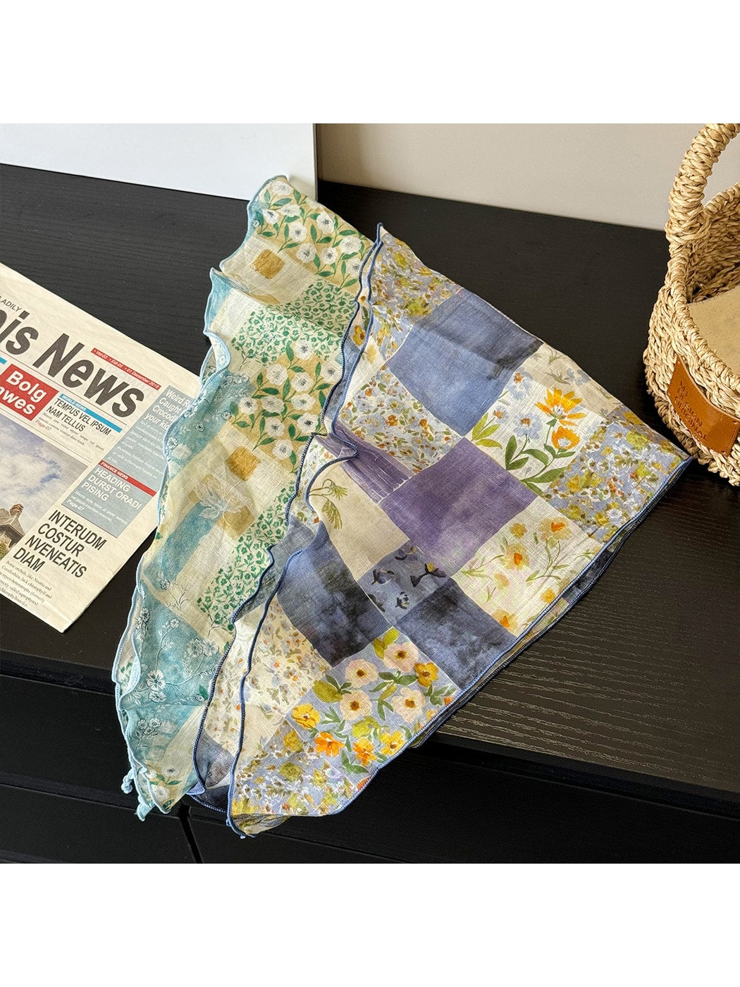 Scarvii - Retro Floral Patchwork Triangle Bandana