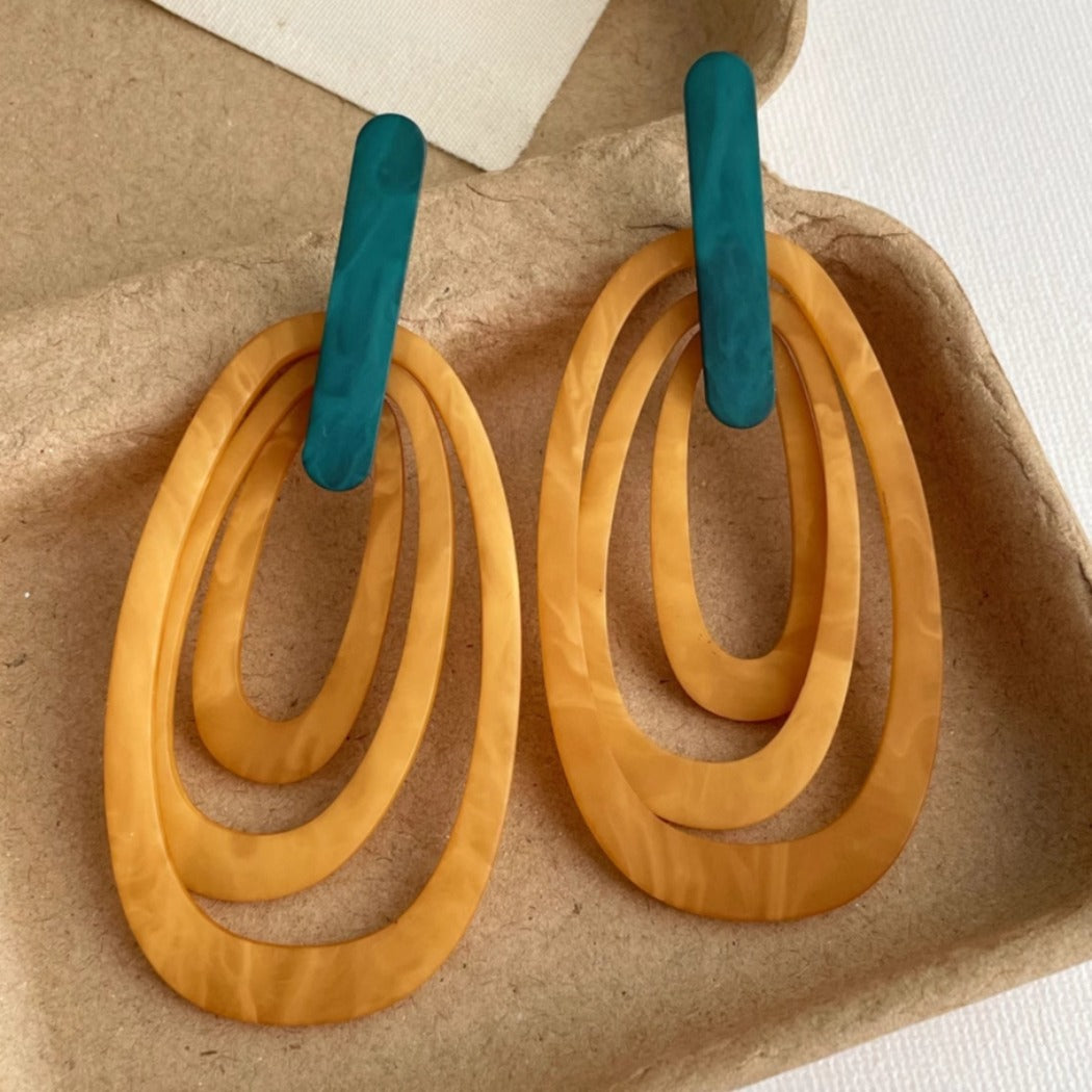 Earwish - Vintage Resin Statement Earrings - Eye-catching