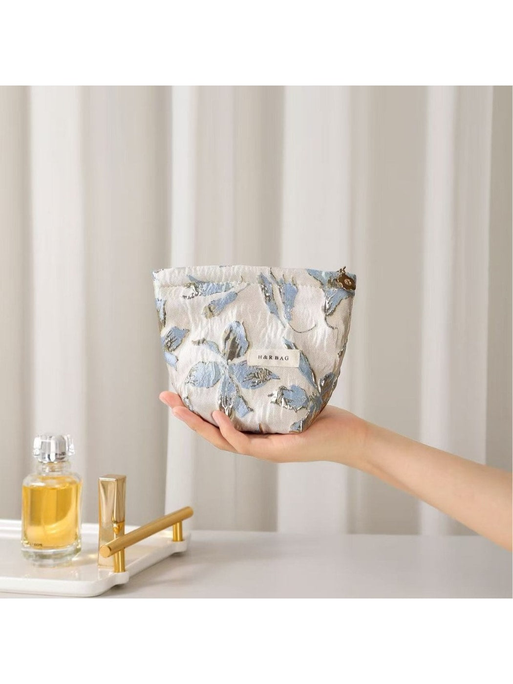 Cosbai - Floral Zipper Makeup Storage Women's Bag