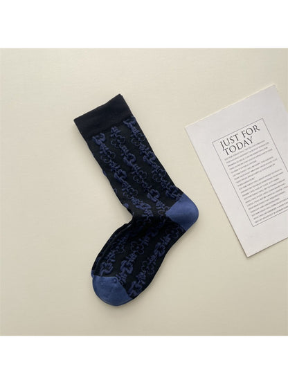Rufia - Vine Stitch Pattern Crew Socks