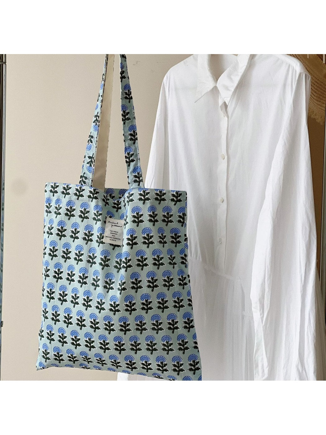 Cosbai - Retro Floral Print Open Top Tote Bag