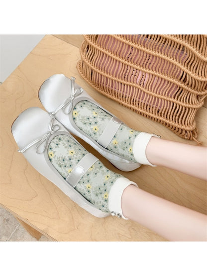 Rufia - Vintage Lace Blossom Ankle Socks