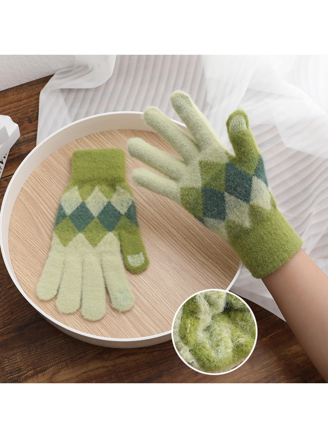 Gloving – Stylish Knit Winter Gloves with Touchscreen