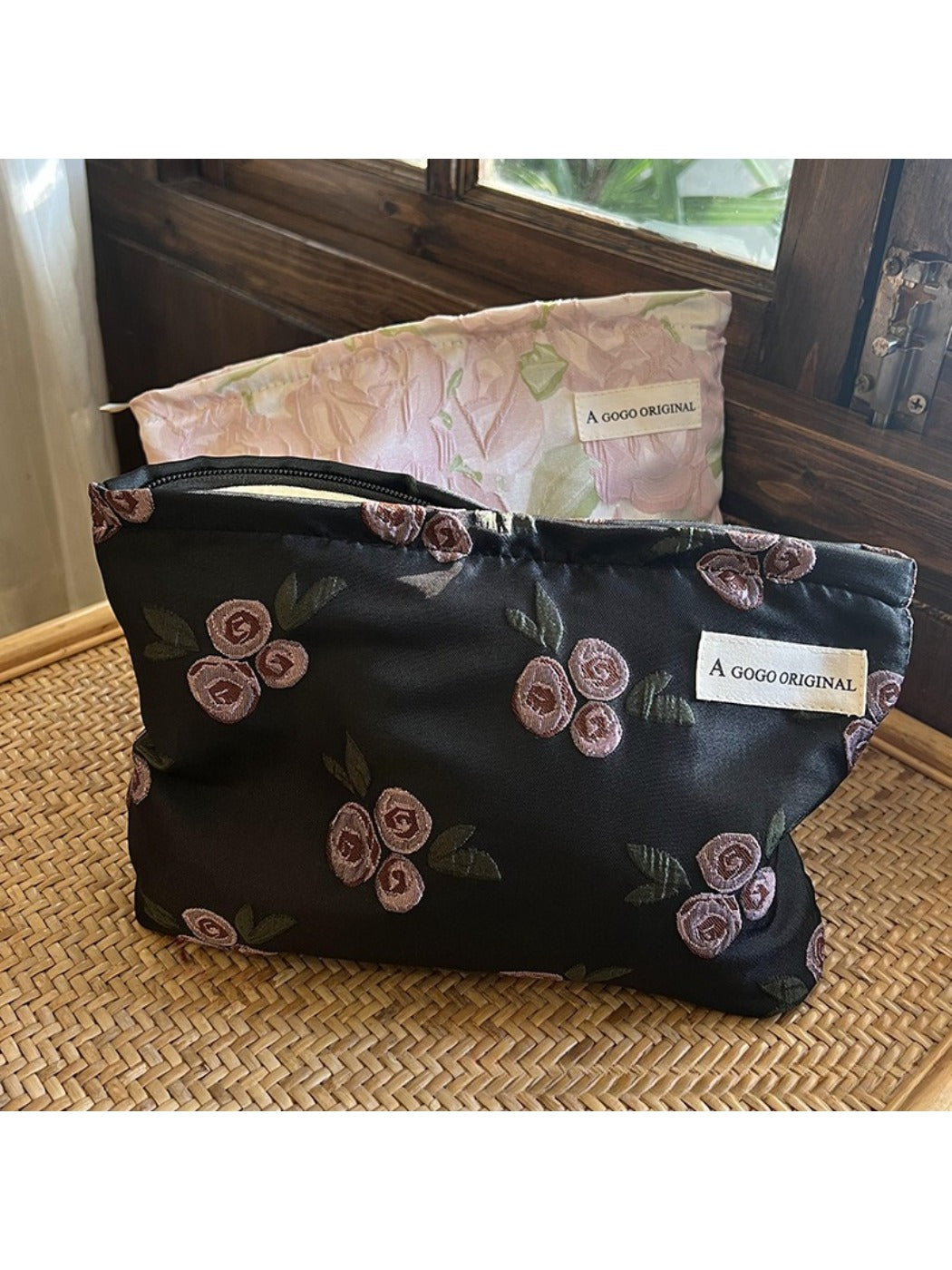 Cosbai – Rose Print Travel Makeup Bag